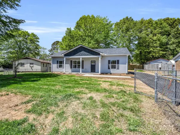 113 Ridgeway CT, Forest City, NC 28043