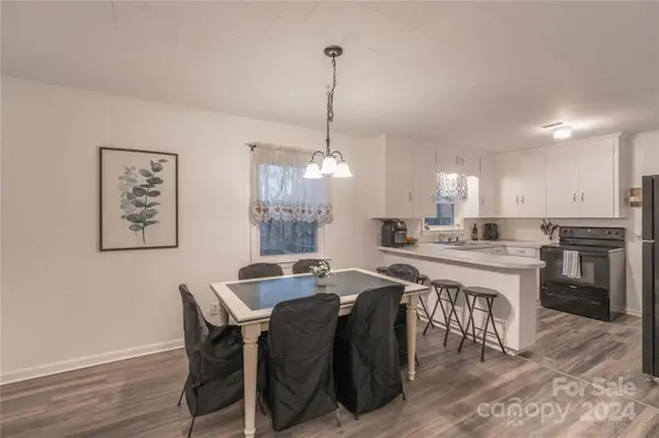 808 Oval ST, Kannapolis, NC 28081