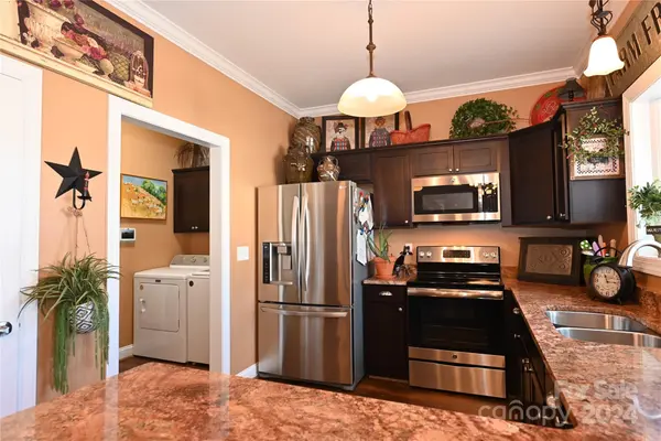 505 2nd Street PL NE #U2, Conover, NC 28613