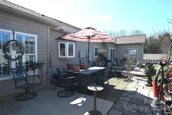 505 2nd Street PL NE #U2, Conover, NC 28613