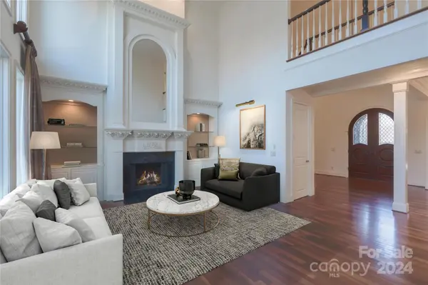 605 Fernlawn CT, Travelers Rest, SC 29690