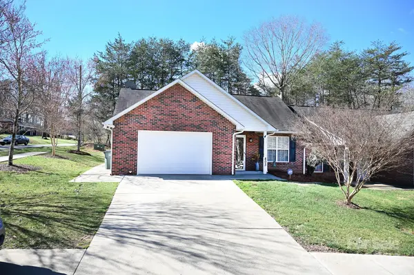 803 Whetstone PL SW, Conover, NC 28613