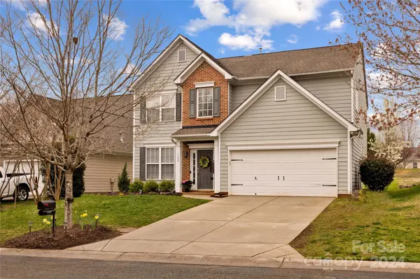 120 Charing PL, Mooresville, NC 28117