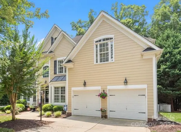 1240 Toteros DR, Waxhaw, NC 28173