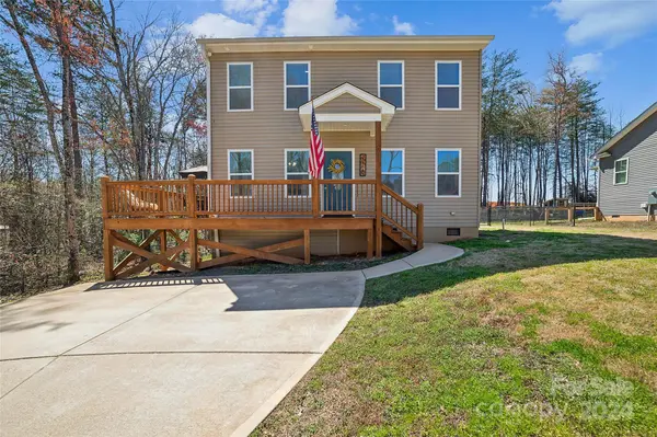 7718 Sarah DR, Denver, NC 28037