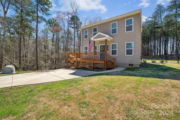 7718 Sarah DR, Denver, NC 28037