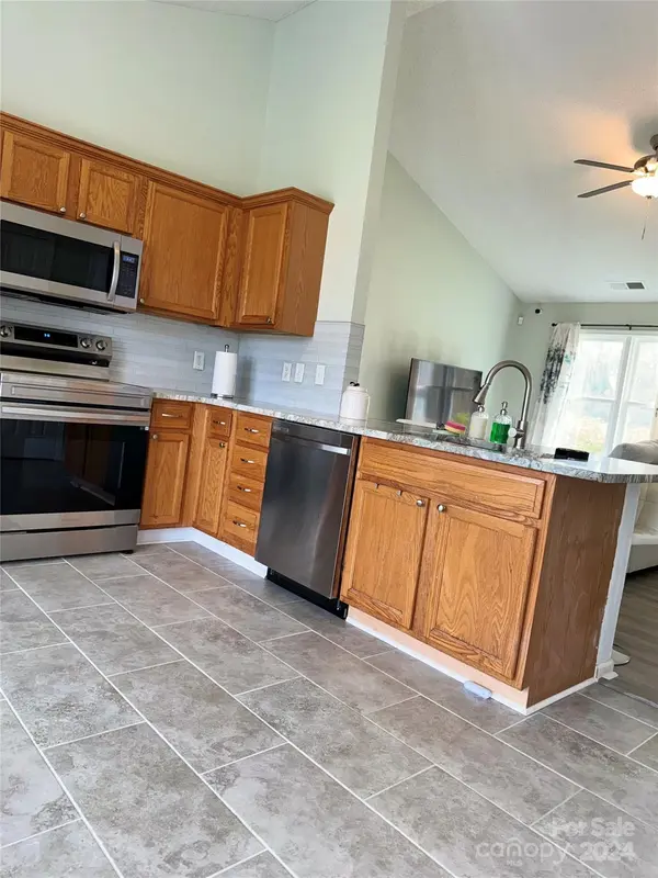3529 Arvin DR, Charlotte, NC 28269