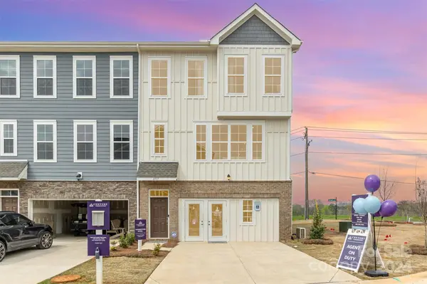 4347 Reed Creek DR, Sherrills Ford, NC 28673
