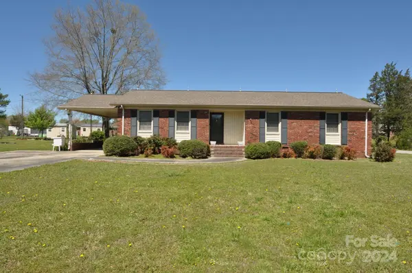 107 Colonial DR #38, Chester, SC 29706
