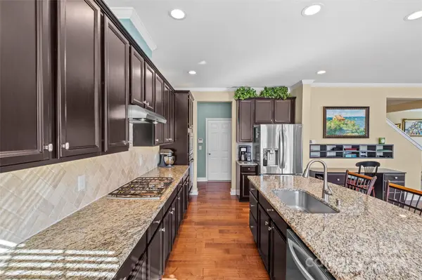 6202 Myston LN, Huntersville, NC 28078