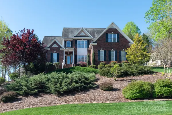3960 Steve Ikerd DR NE, Hickory, NC 28601