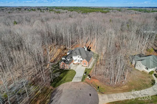 100 Harbor Ridge DR, Statesville, NC 28677