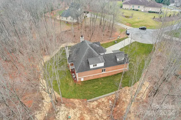 100 Harbor Ridge DR, Statesville, NC 28677