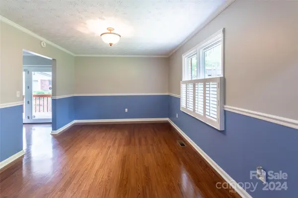 143 Briar LN, Clyde, NC 28721