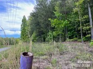 00 Camp Creek RD, Hickory, NC 28602