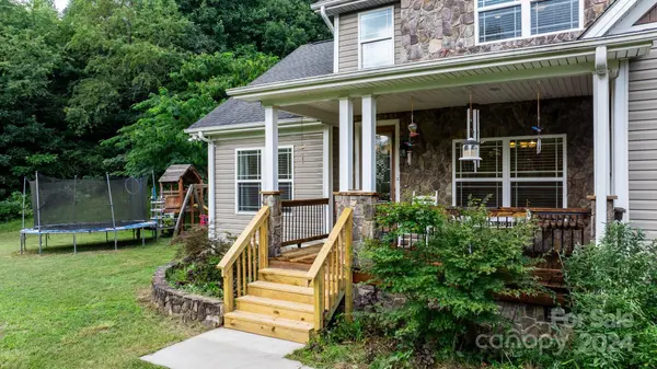 30 Glenhaven DR, Marion, NC 28752