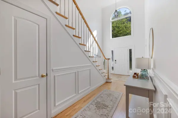 7351 Gabriel ST, Sherrills Ford, NC 28673