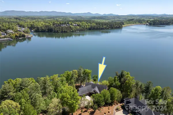 1896 Sandy Cove DR, Morganton, NC 28655