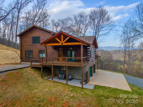 254 Jay Bird DR, Sylva, NC 28779