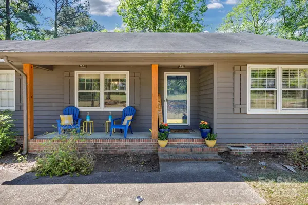 416 Alice DR, Camden, SC 29020