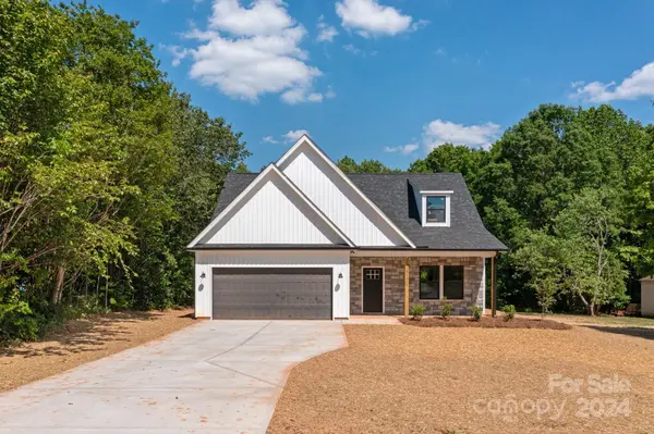 415 Candlewick DR, Salisbury, NC 28144