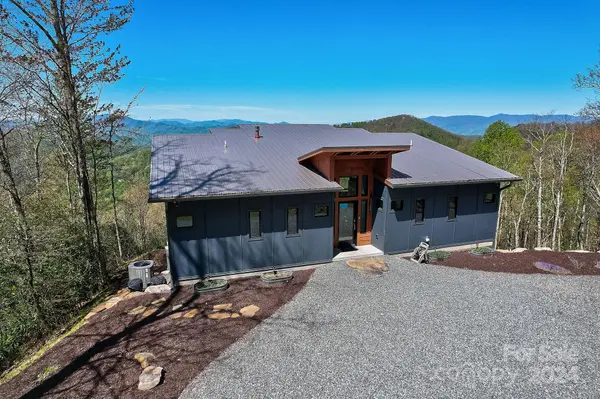 2154 Falls View DR, Bryson City, NC 28713