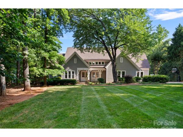 144 Heathland LN, Mooresville, NC 28117