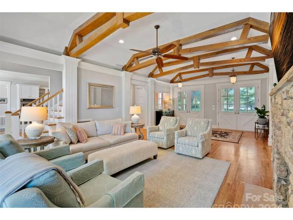 144 Heathland LN, Mooresville, NC 28117