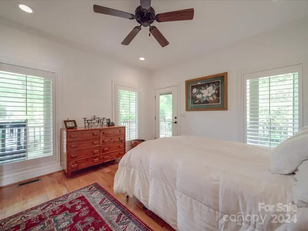 2223 Lakeshore RD, Camden, SC 29020