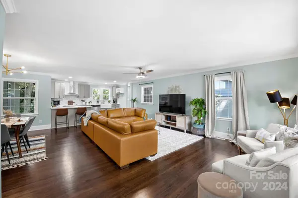 1908 Kilborne DR, Charlotte, NC 28205