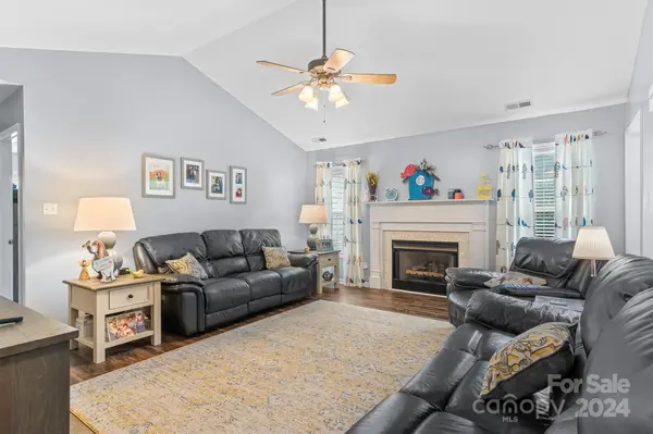 3350 Overbrook DR #26, Conover, NC 28613
