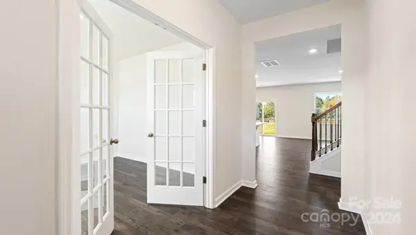 3877 Maxwell Henry LN NW, Conover, NC 28613