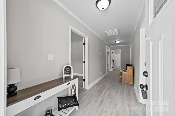 518 Old Centergrove RD, Kannapolis, NC 28083