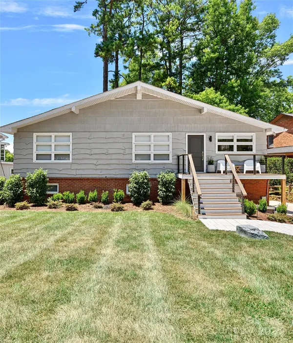 21101 Island Forest DR, Cornelius, NC 28031