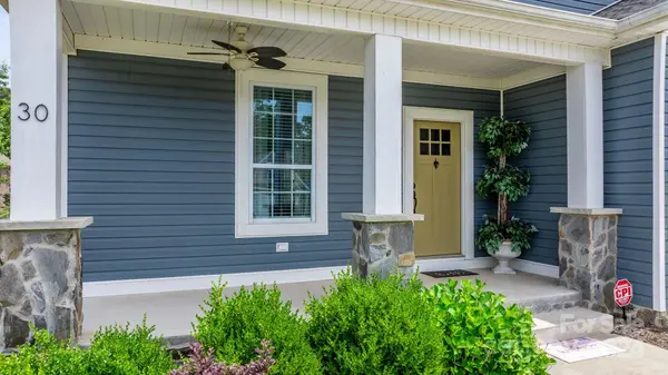 30 Whitman CT, Taylorsville, NC 28681