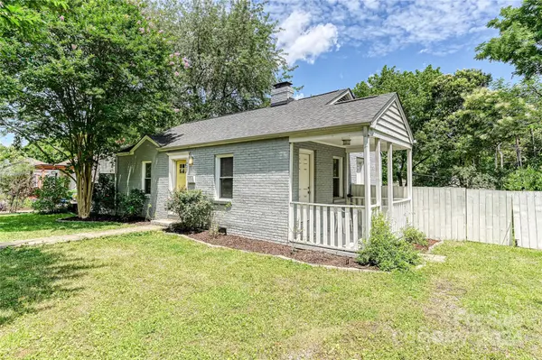 1027 Woodside AVE, Charlotte, NC 28205