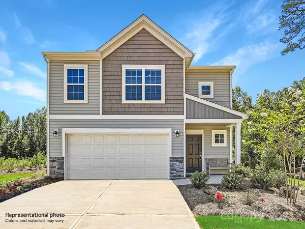 150 Hanging Rock TRL #SF 115, Statesville, NC 28625