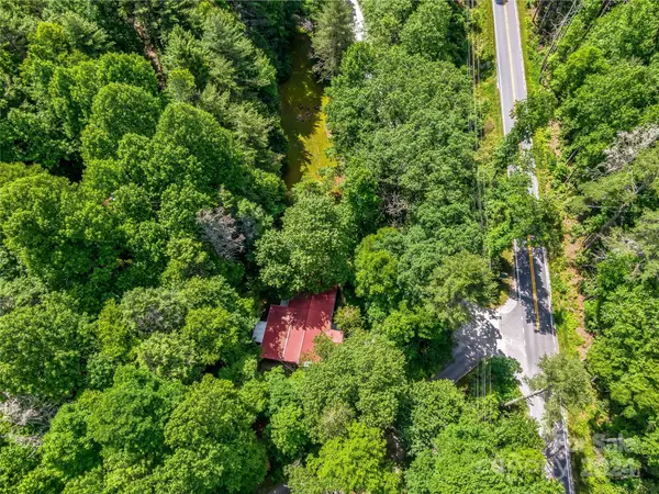 5 Heady Mountain Rd RD, Cashiers, NC 28717