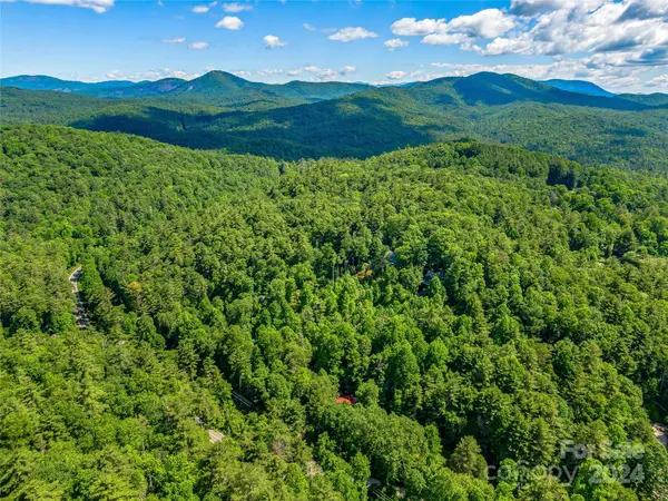 5 Heady Mountain Rd RD, Cashiers, NC 28717