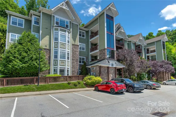 2000 Olde Eastwood Village BLVD #201, Asheville, NC 28803
