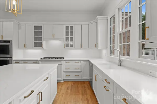 3311 Indian Meadows LN, Charlotte, NC 28210