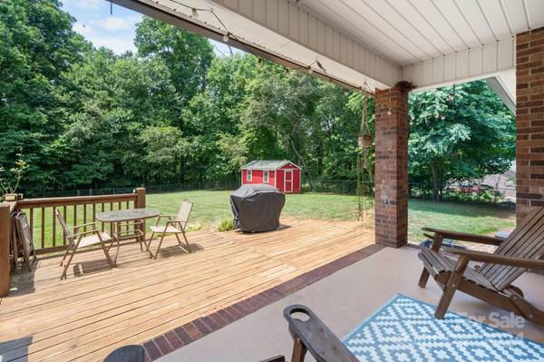 189 Millstone DR, Statesville, NC 28625