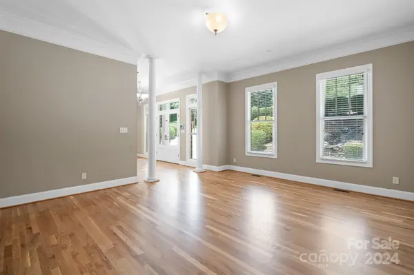 209 37th Avenue PL NW Hickory, NC 28601