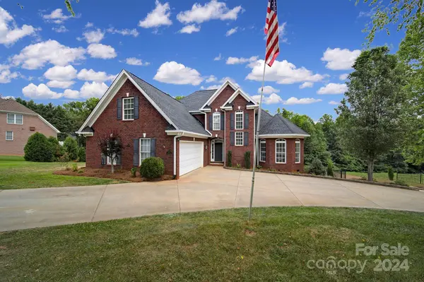 1343 Glenview LN, Rock Hill, SC 29730