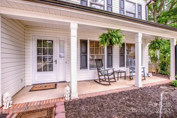 157 Round Keep LN, Mooresville, NC 28117