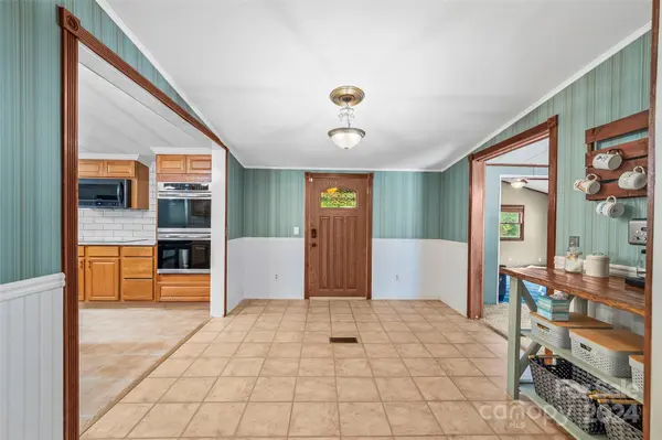 178 Calhoun DR Hickory, NC 28601