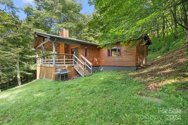 63 Unakite LN, Mars Hill, NC 28754