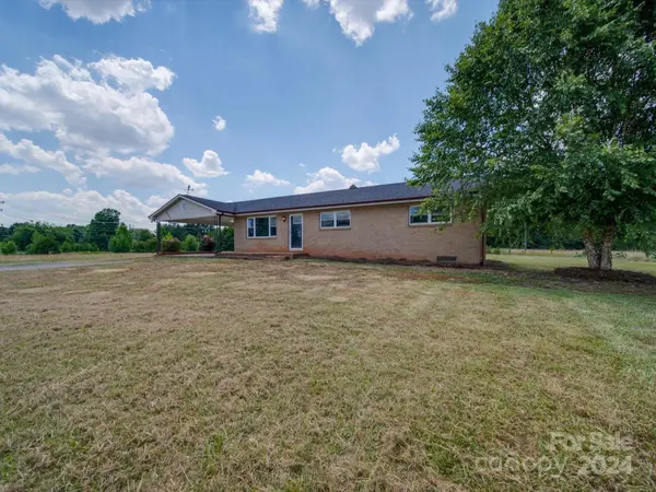 5713 Barrier RD, Concord, NC 28025