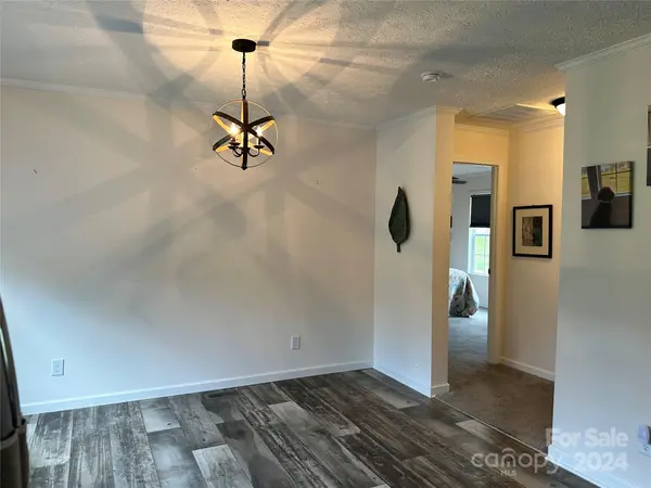 2579 10th AVE NE Hickory, NC 28601