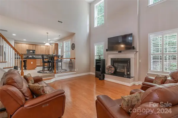 10816 Clark ST, Davidson, NC 28036